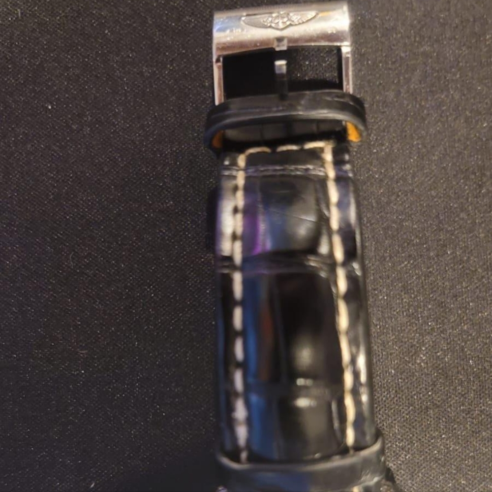 Mens Watch - Picture 7 of 7